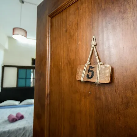 Drago Hostel *