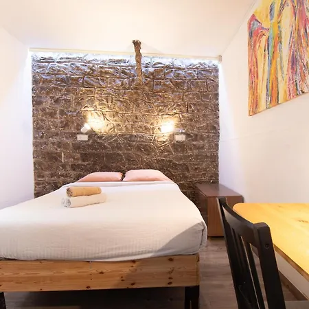 Drago Hostel *